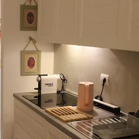 Beach, Pool & Garden شقة Tale