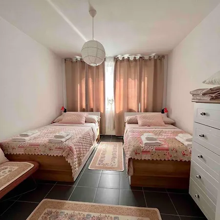 Beach, Pool & Garden